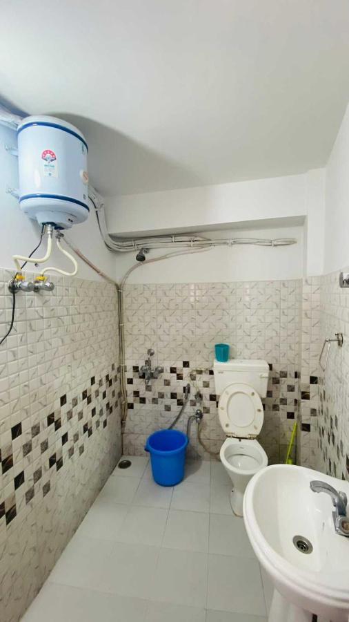 Hotel O New Fiza Dzsammu Kültér fotó